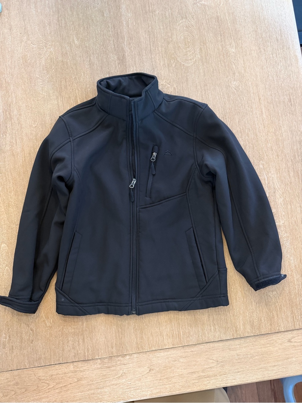 Snozu Performance Kids Black Fleece-Lined Softshell Jacket Size S (8)